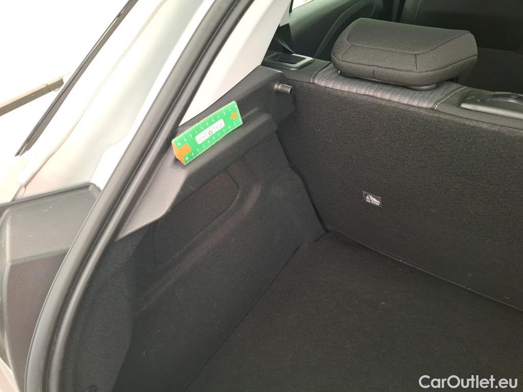  Opel  Corsa  F Elegance Business 1.2 Turbo 100CV BVM6 E6d #1