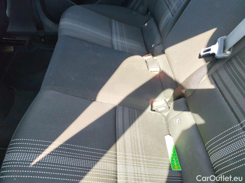  Hyundai  i20  Initia 1.2 85CV BVM5 E6d #46