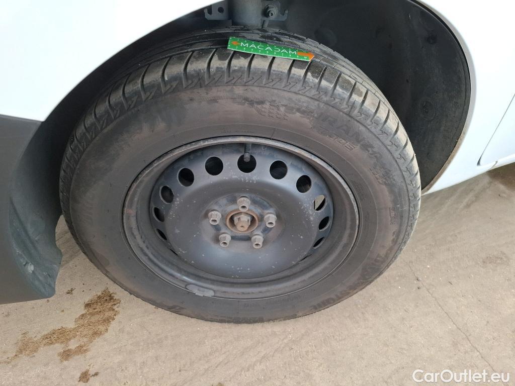  Renault  Kangoo  II Express Grand Confort (L1) 1.5 dCi 95CV BVM6 E6dT #40