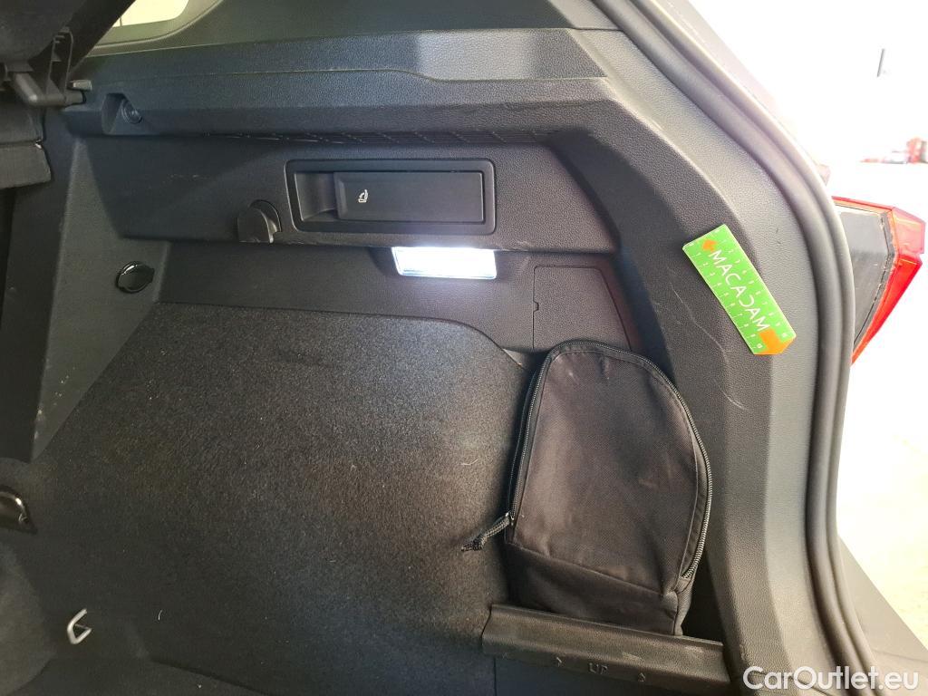  Volkswagen  Tiguan VOLKSWAGEN  / 2020 / 5P / SUV 2.0 TDI 150 DSG7 R-Line #7