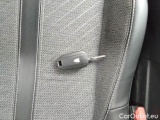  Peugeot  2008 PEUGEOT  / 2019 / 5P / CROSSOVER BLUEHDI 130 EAT8 ALLURE PACK S/S AUT. #108