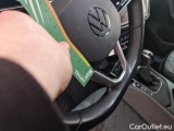  Volkswagen  Tiguan VOLKSWAGEN  / 2020 / 5P / SUV 2.0 TDI SCR 110KWR-LINE DSG #75