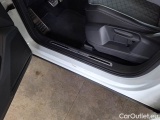  Volkswagen  Tiguan VOLKSWAGEN  / 2020 / 5P / SUV 2.0 TDI SCR 110KWR-LINE DSG #85