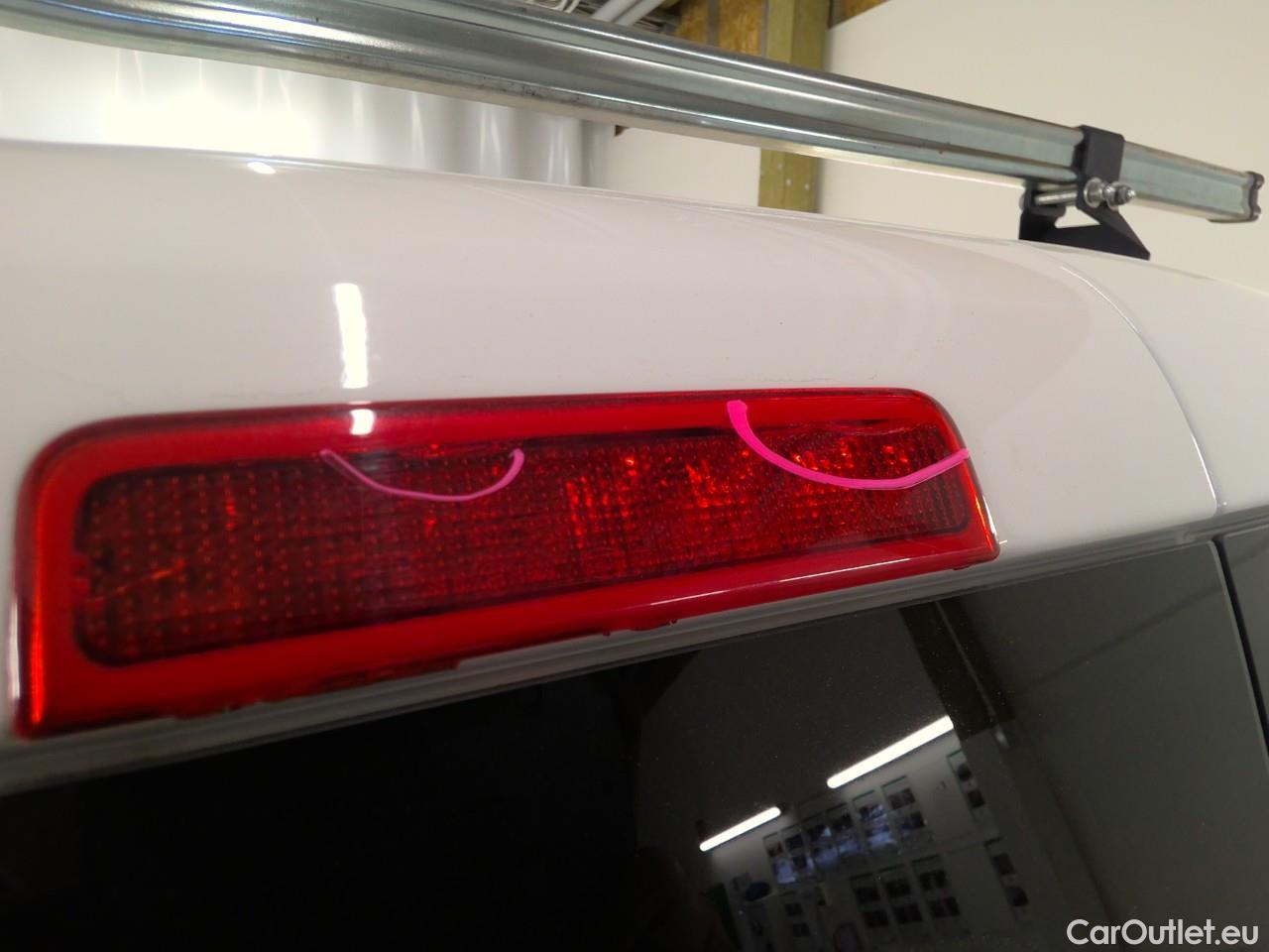  Volkswagen  Caddy  TDI 75 Maxi Aut. #25