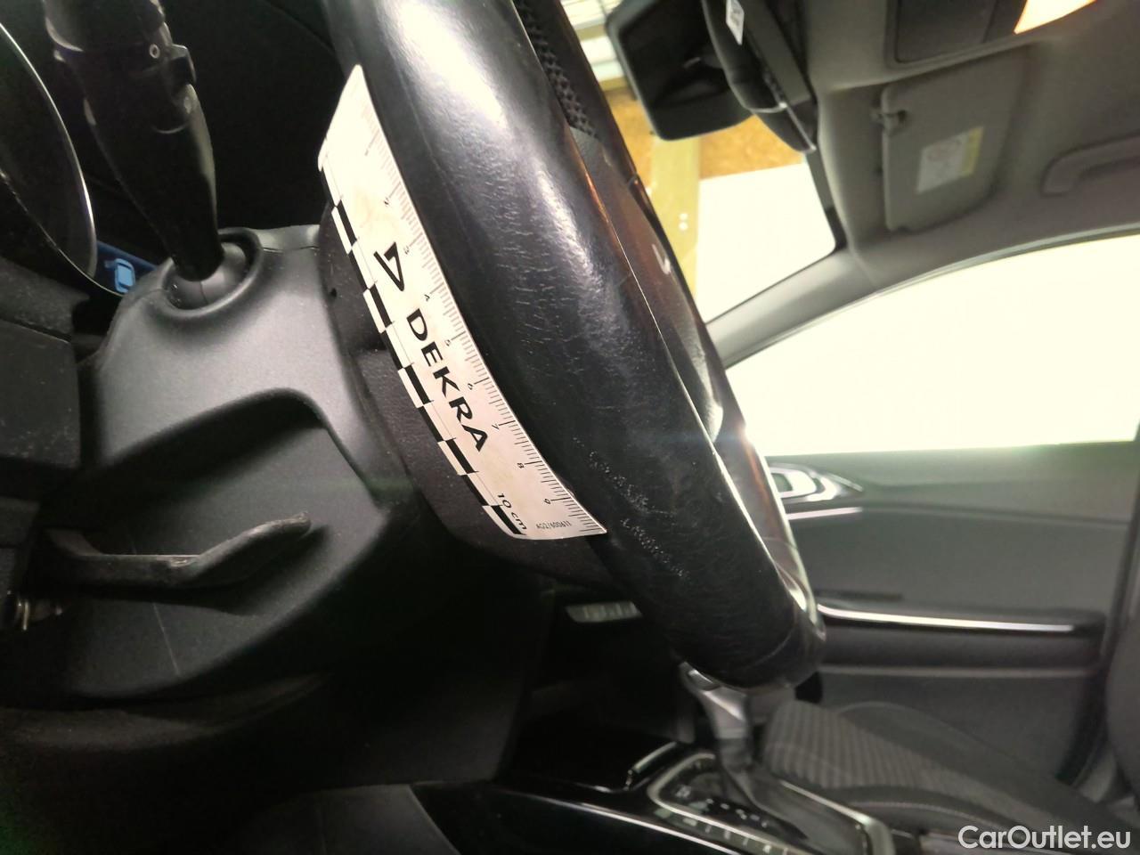  KIA  Cee'd ceed SW 1.6PHEV Advance 5d #29