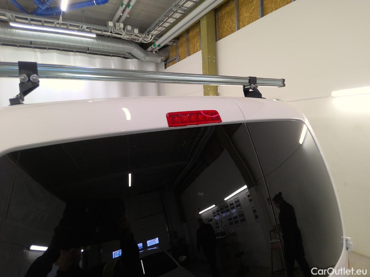  Volkswagen  Caddy  TDI 75 Maxi Aut. #24