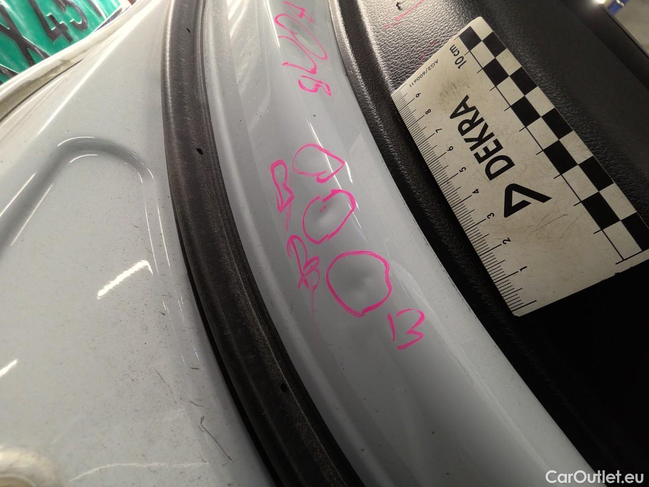  KIA  Cee'd ceed SW 1.6PHEV Advance 5d #23