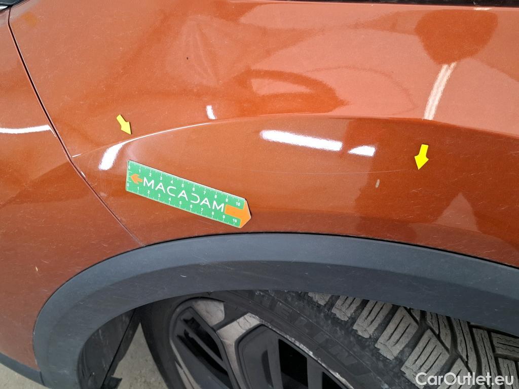  Citroen  C4  Berline Feel Pack 1.5 BlueHDI 130CV BVA8 E6d #2