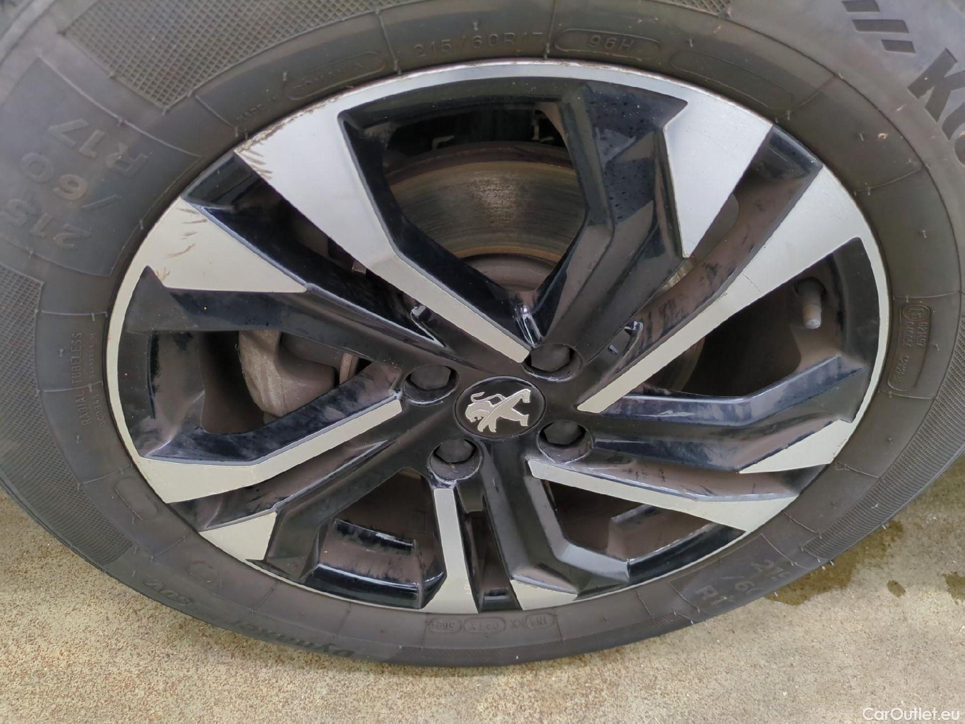  Peugeot  2008  Allure Business 1.5 HDi 130CV BVA8 E6d #34