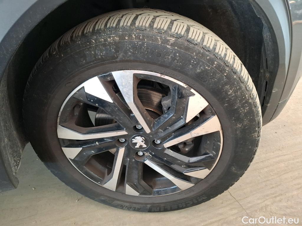  Peugeot  2008  Allure Business 1.5 HDi 130CV BVA8 E6d #9