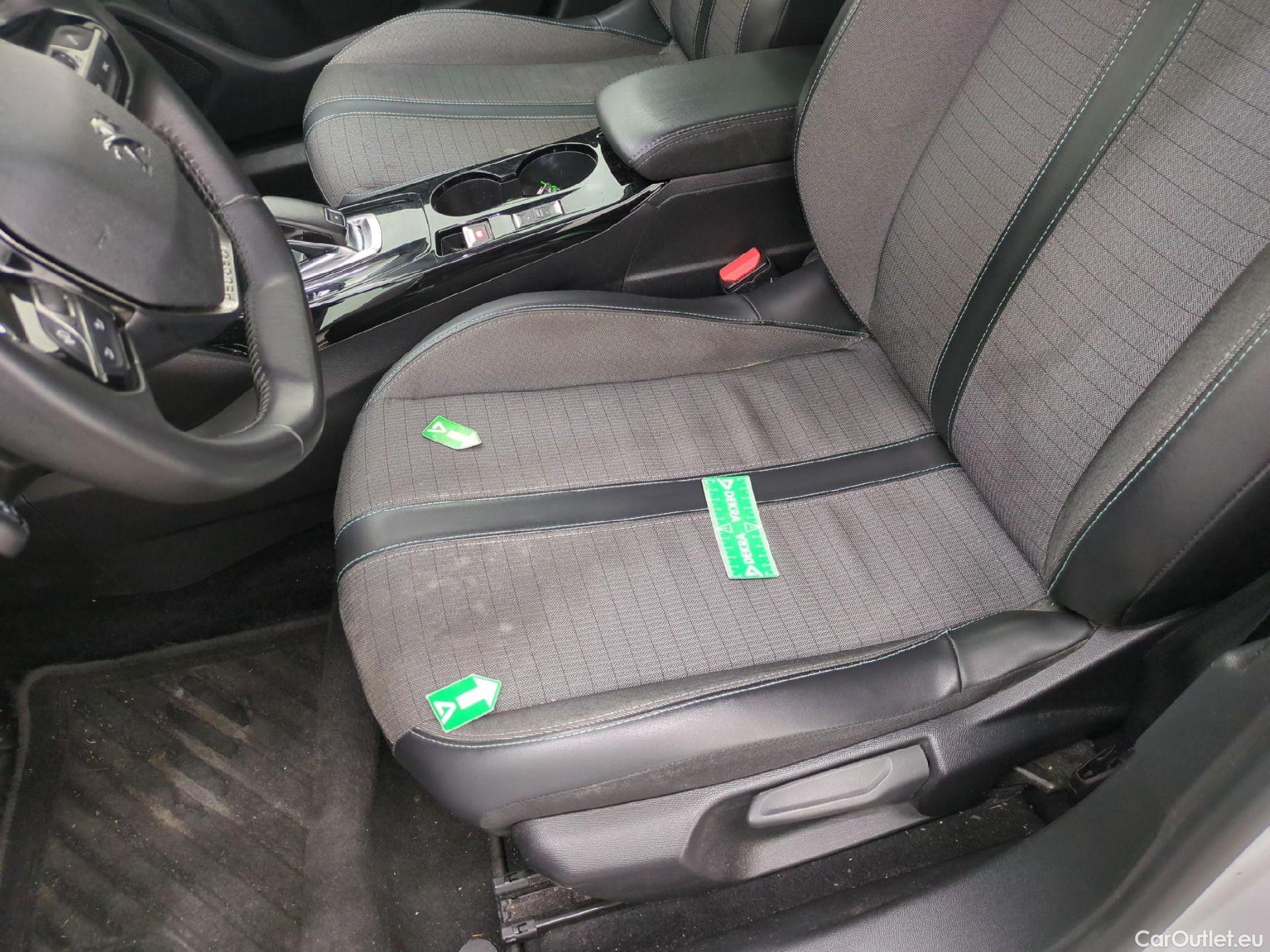  Peugeot  2008  Allure Business 1.5 HDi 130CV BVA8 E6d #2