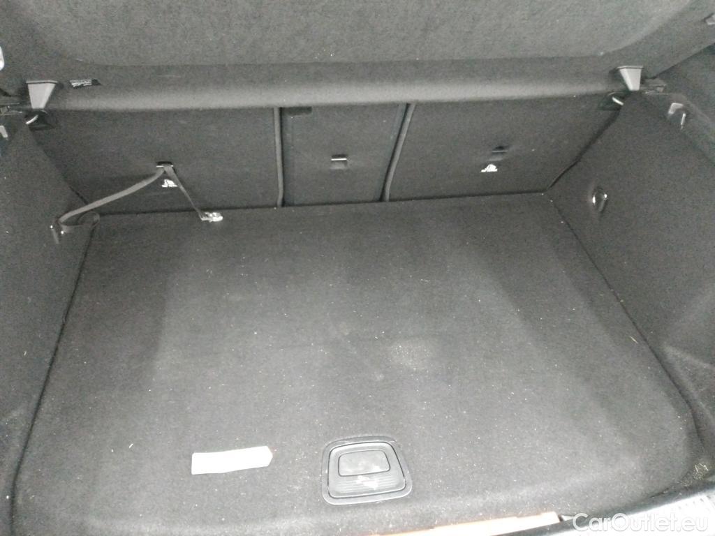  Mercedes  A-Klasse MERCEDES-BENZ Classe A Compact / 2018 / 5P / Berline A 250 e Business Line 8G-DCT #1