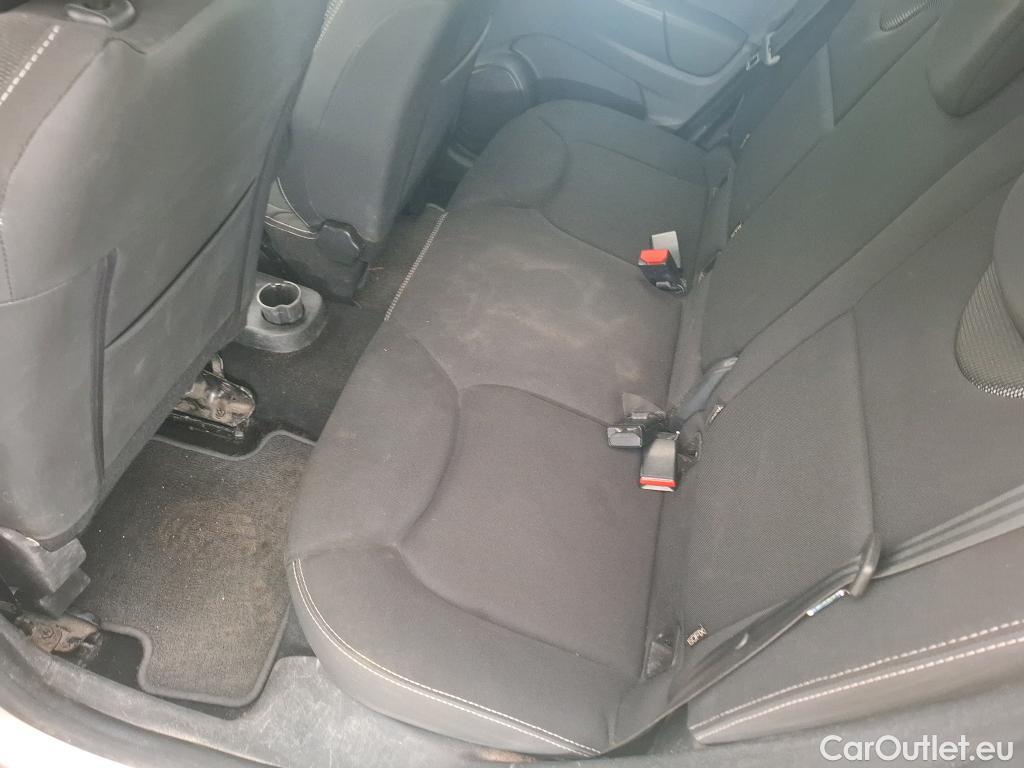  Renault  Clio RENAULT  / 2016 / 5P / Berline &Business TCe 90 #78