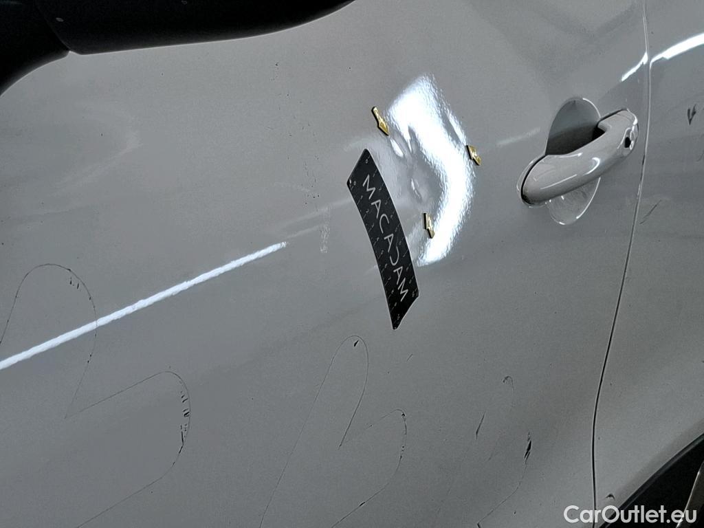  Renault  Clio RENAULT  / 2016 / 5P / Berline &Business TCe 90 #35