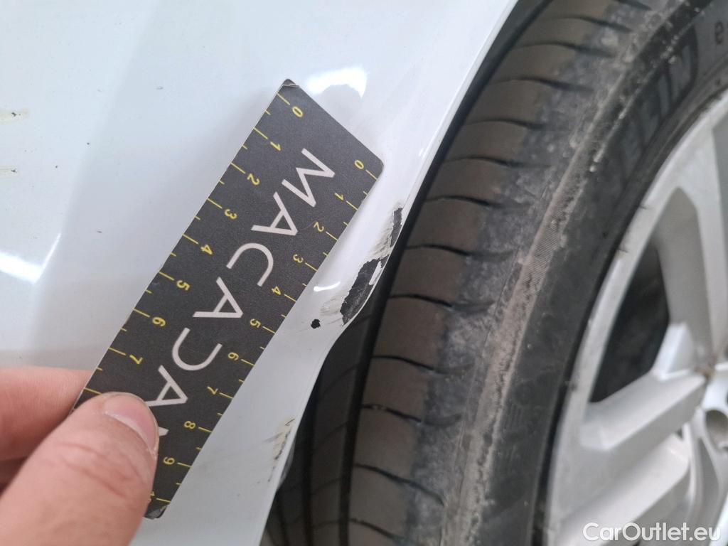  Renault  Clio RENAULT  / 2016 / 5P / Berline &Business TCe 90 #42