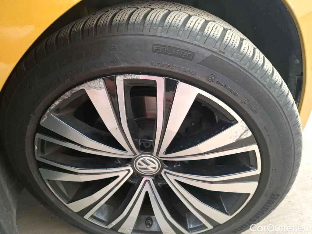  Volkswagen  Arteon VOLKSWAGEN  / 2017 / 5P / Berline 2.0 TDI 150 DSG7 ELEGANCE #1