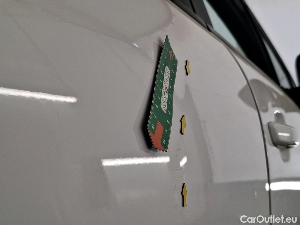  Citroen  C3  Société Feel 1.5 BlueHDI 100CV BVM6 E6dT #18