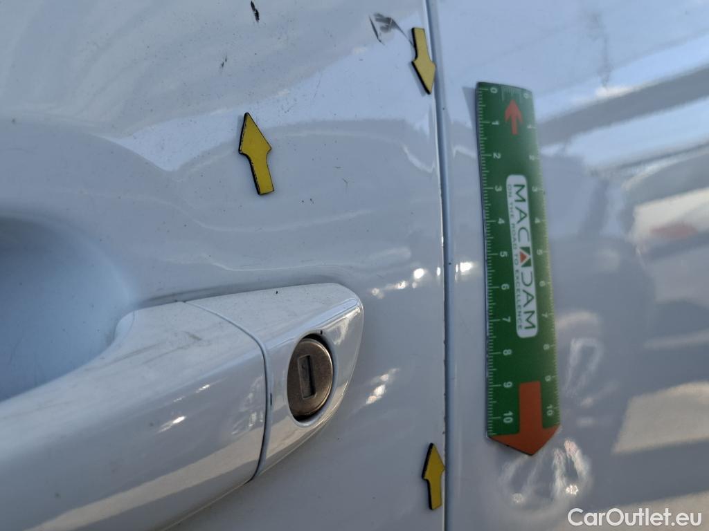  Citroen  C3  Société Feel 1.5 BlueHDI 100CV BVM6 E6dT #8