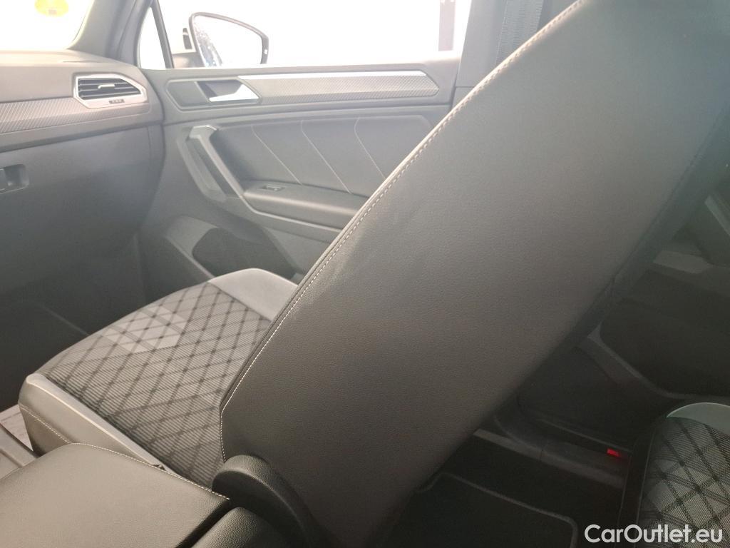  Volkswagen  Tiguan VOLKSWAGEN  / 2020 / 5P / SUV 2.0 TDI 150 DSG7 R-Line #16