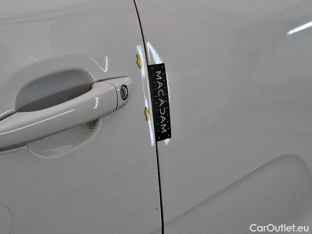  Citroen  C3  Société Feel 1.5 BlueHDI 100CV BVM5 E6dT #20