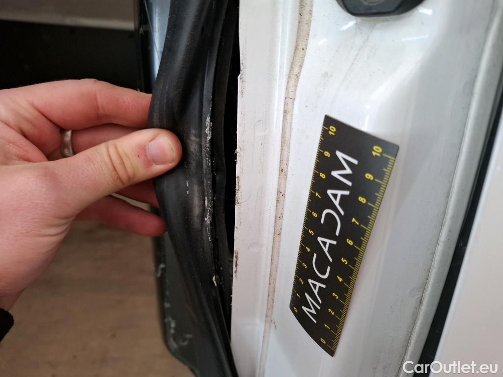 Peugeot  Expert  Fourgon Premium L2 1.5 HDi 120CV BVM6 E6d #66