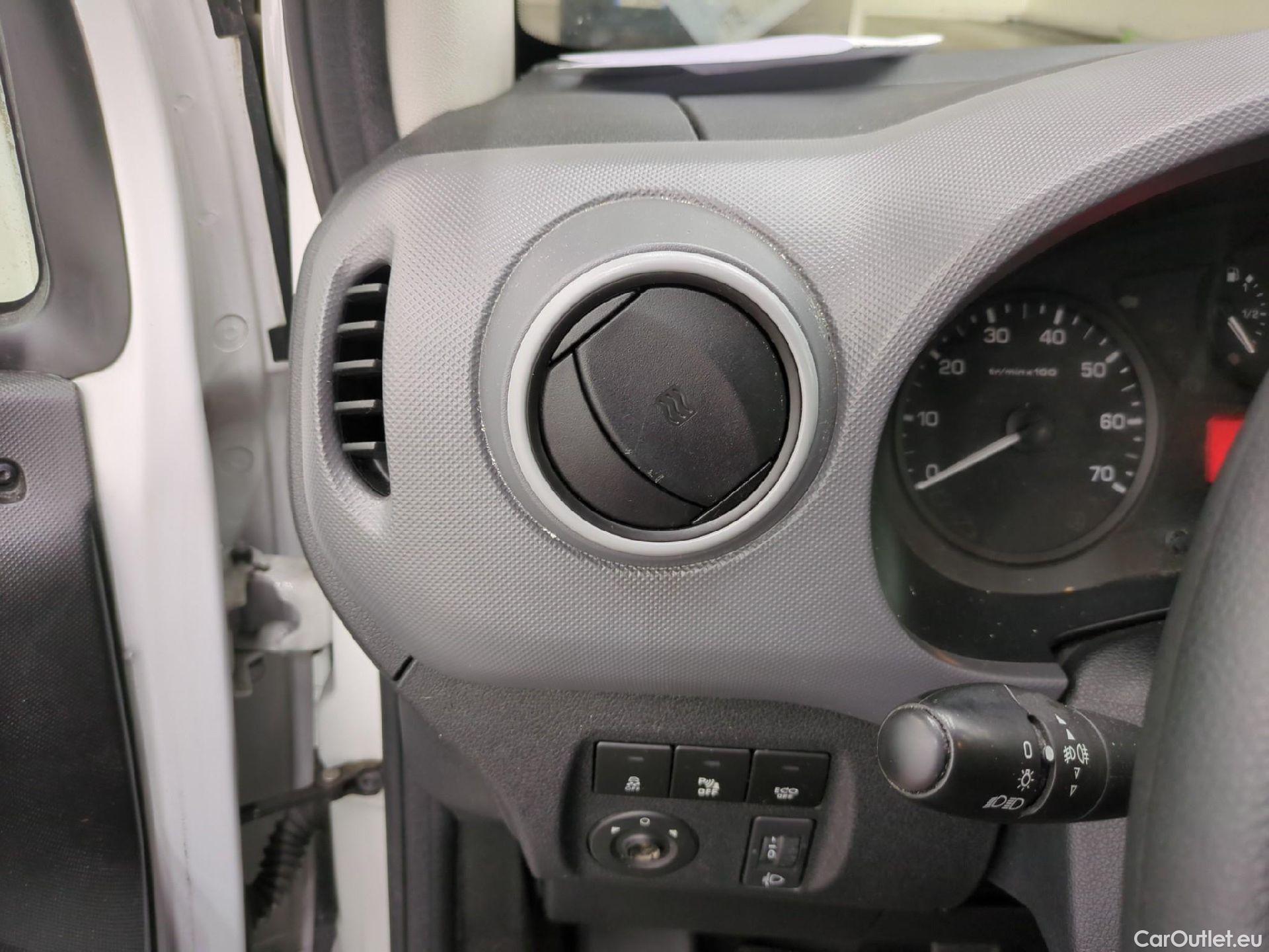  Peugeot  Partner  L2 Premium Pack 1.6 HDi 100CV BVM5 E6 #18