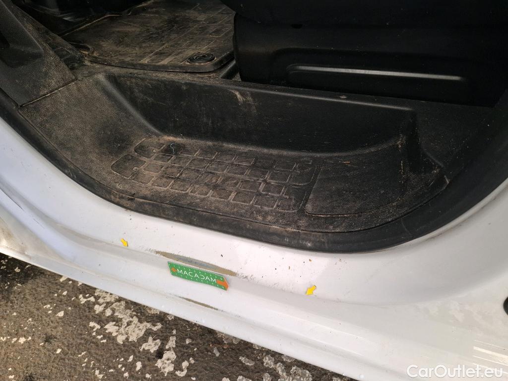  Opel  Vivaro OPEL  / 2019 / 4P / Fourgon tôlé Taille XL BlueHDi 145 S&S EAT8 #1