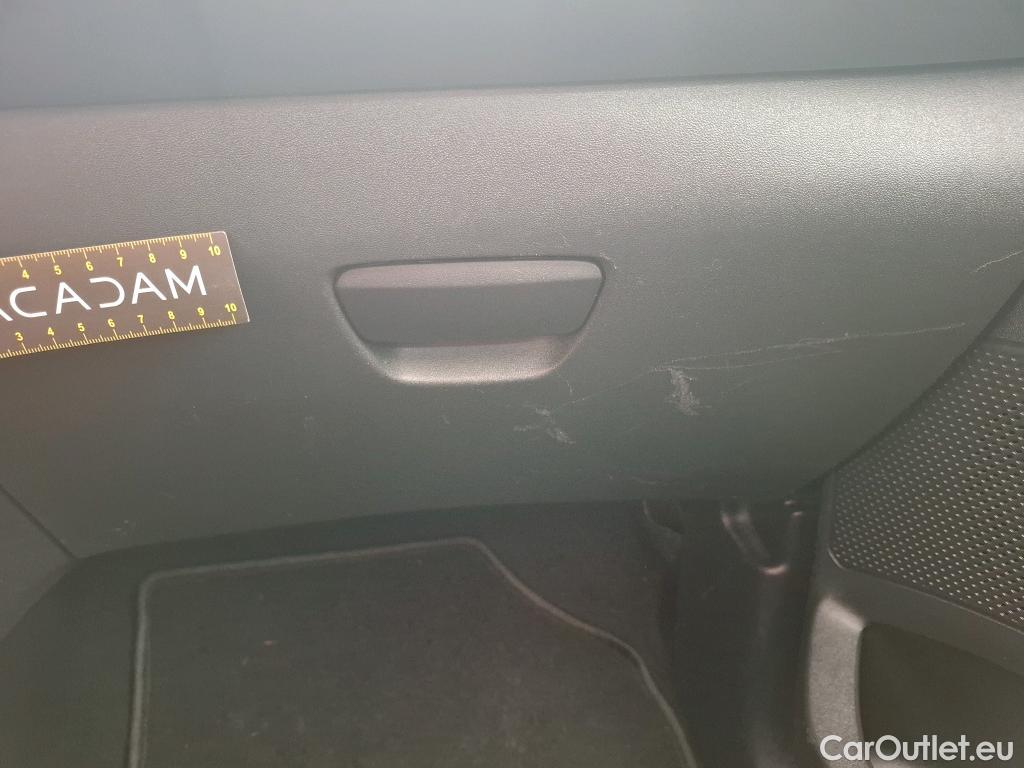  Peugeot  208  Affaire Premium Pack 1.6 HDi 100CV BVM5 E6 #15