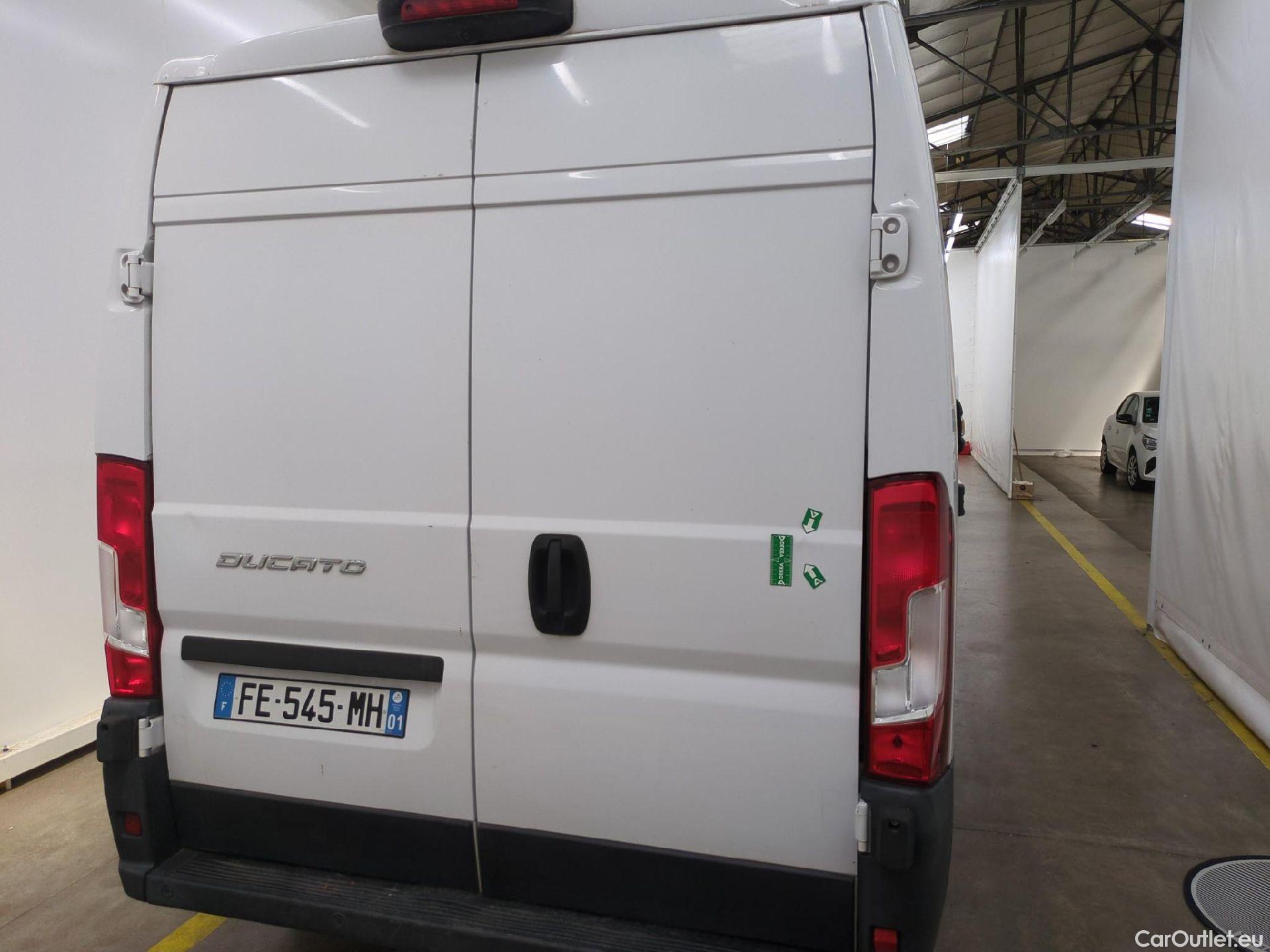  Fiat  Ducato FIAT  VU 4p Fourgon 3.0 M H2 2.0 Multijet 115 Pack Pro Nav #37