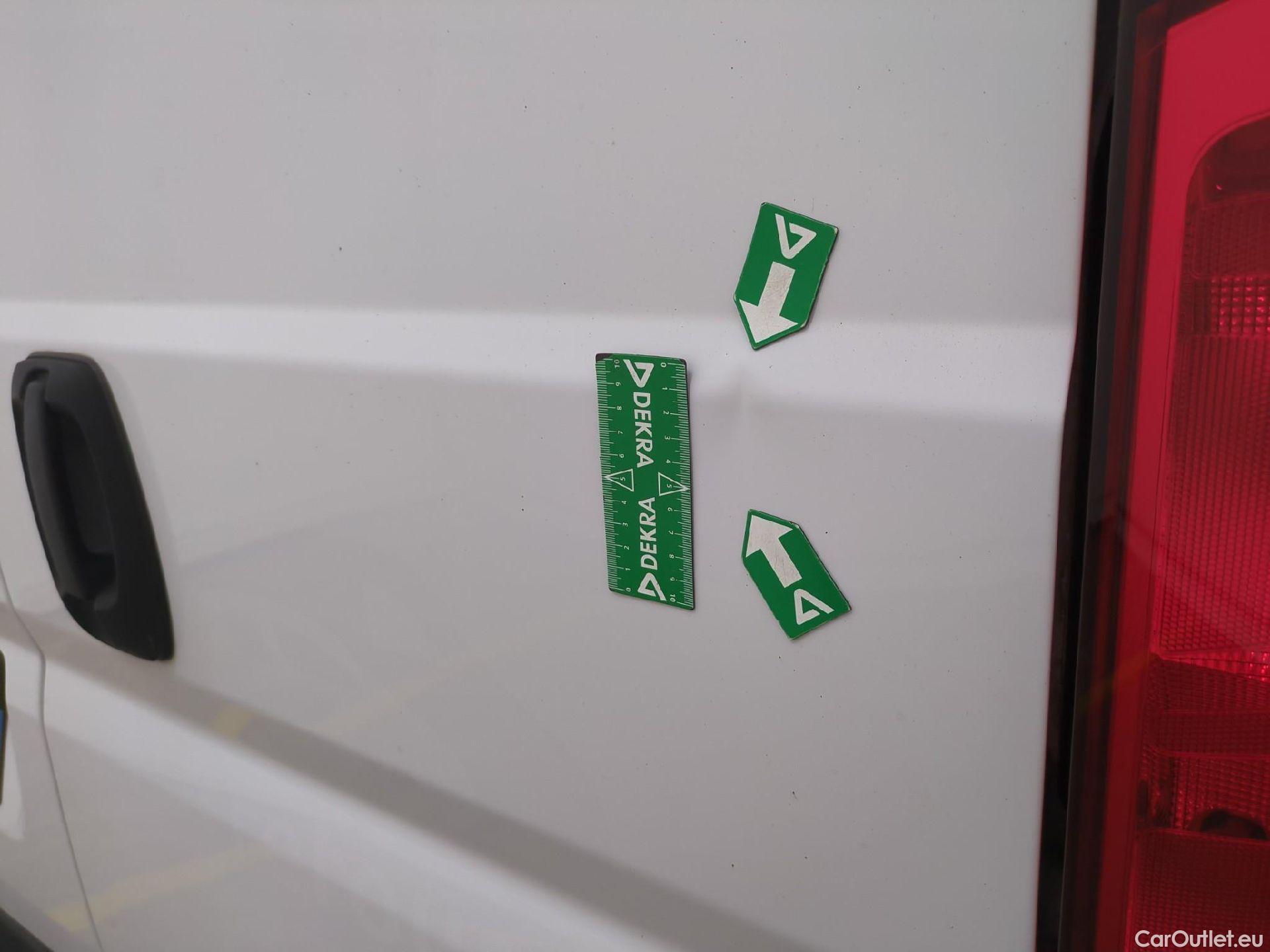  Fiat  Ducato FIAT  VU 4p Fourgon 3.0 M H2 2.0 Multijet 115 Pack Pro Nav #38