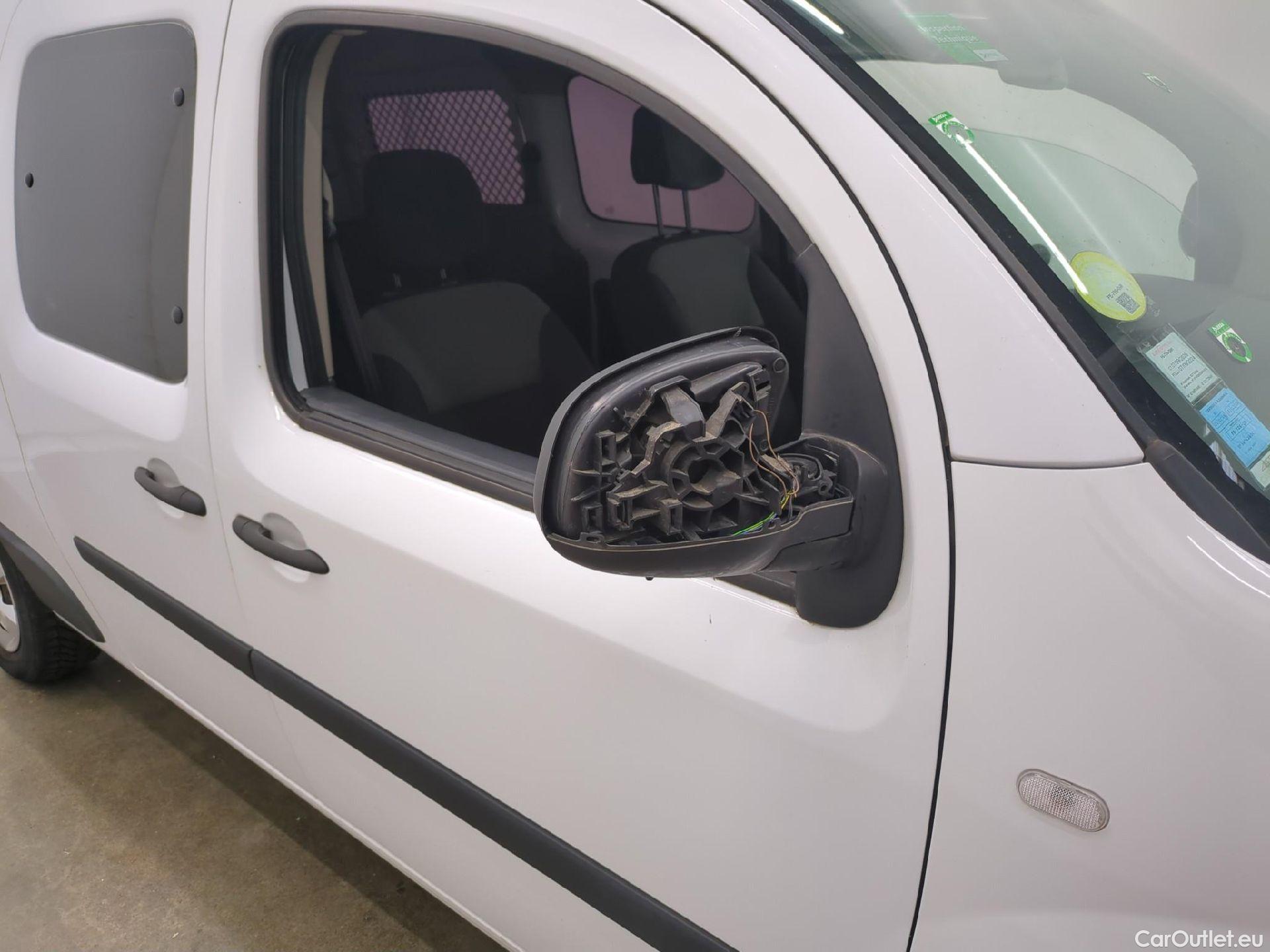  Renault  Kangoo  Express Maxi Extra (Série Spéciale) - Cab. Appr. 1.5 dCi 110CV BVM6 E6 #46