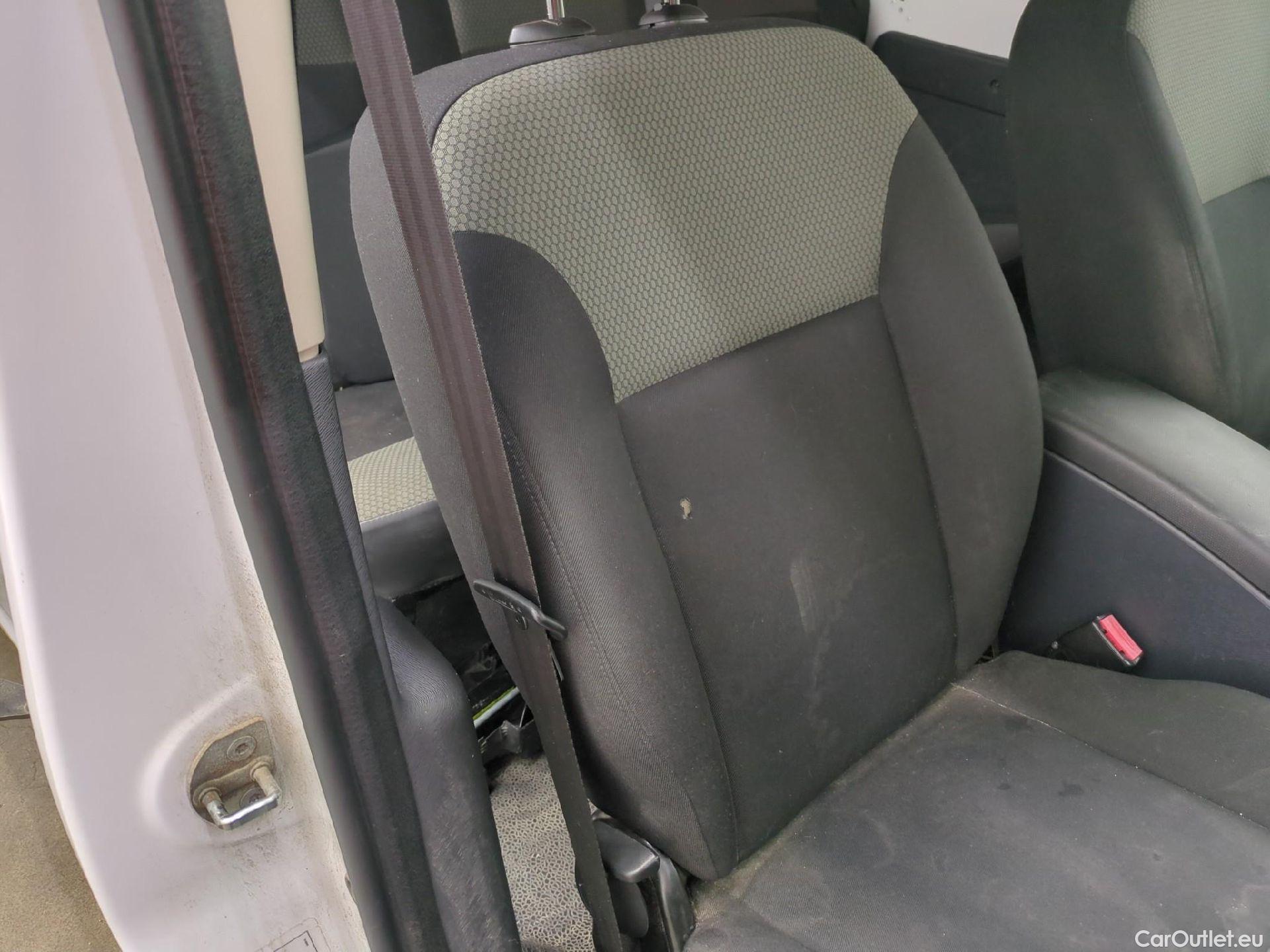  Renault  Kangoo  Express Maxi Extra (Série Spéciale) - Cab. Appr. 1.5 dCi 110CV BVM6 E6 #6