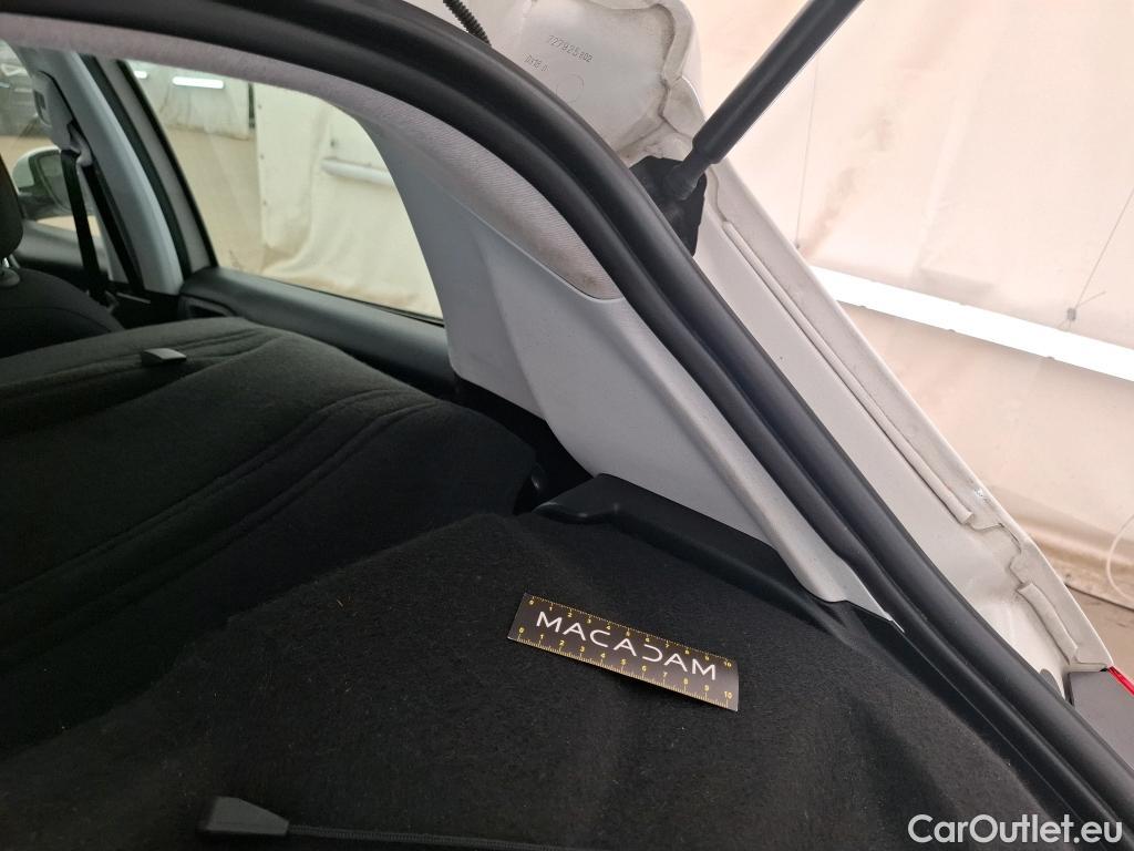  Peugeot  208  Affaire Premium Pack 1.6 HDi 100CV BVM5 E6 #26