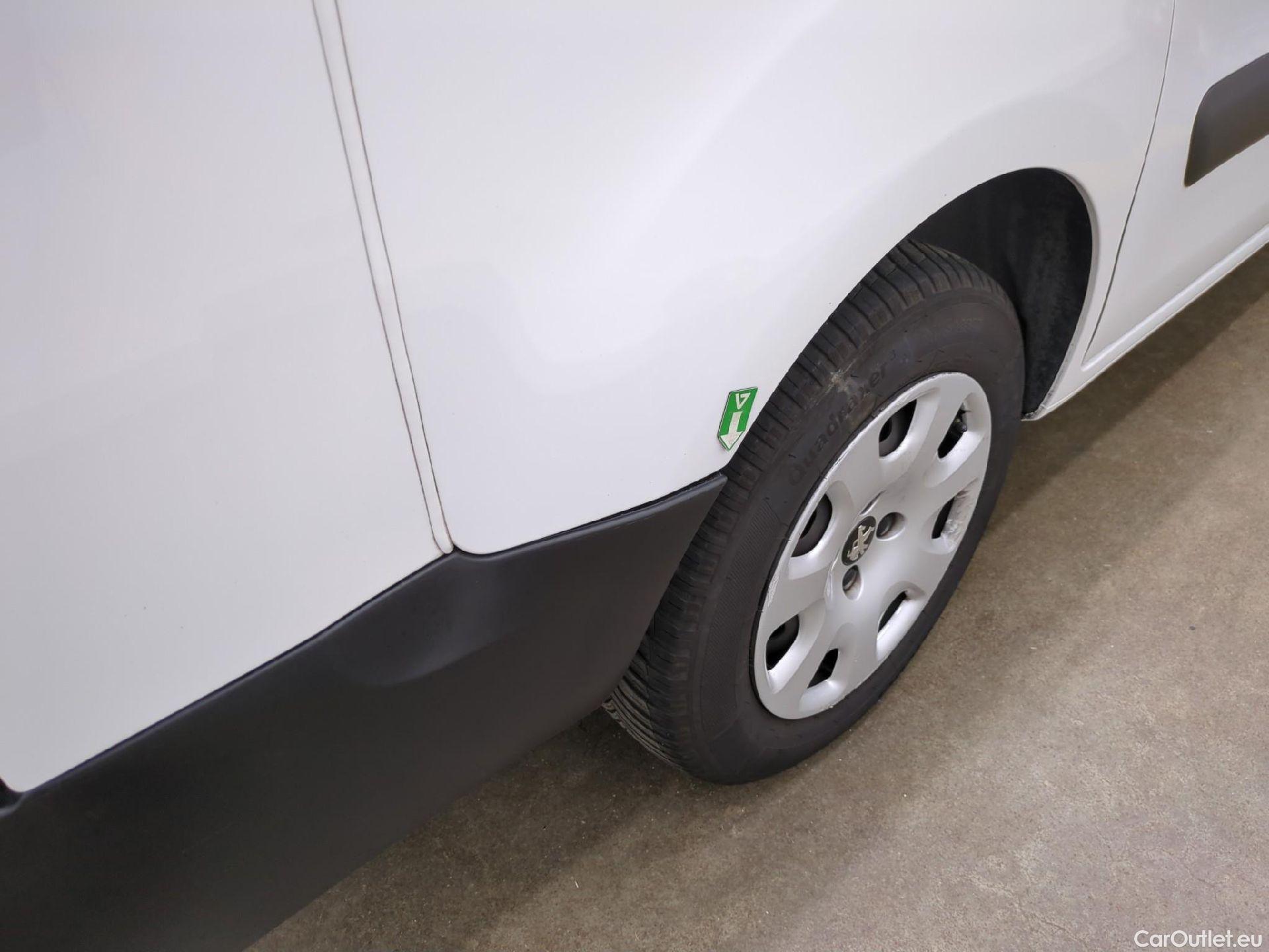  Peugeot  Partner  L2 Premium Pack 1.6 HDi 100CV BVM5 E6 #40