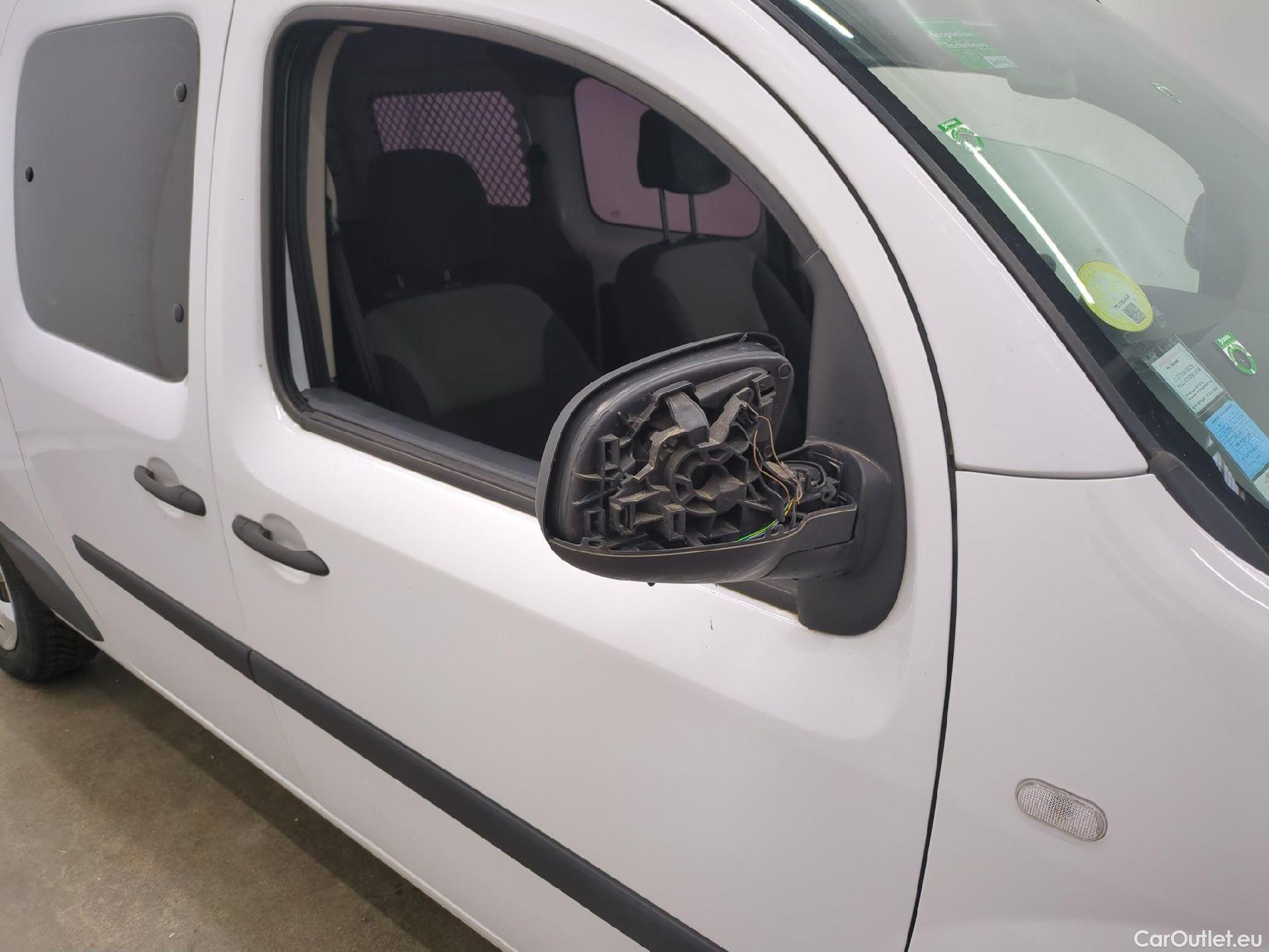  Renault  Kangoo  Express Maxi Extra (Série Spéciale) - Cab. Appr. 1.5 dCi 110CV BVM6 E6 #49
