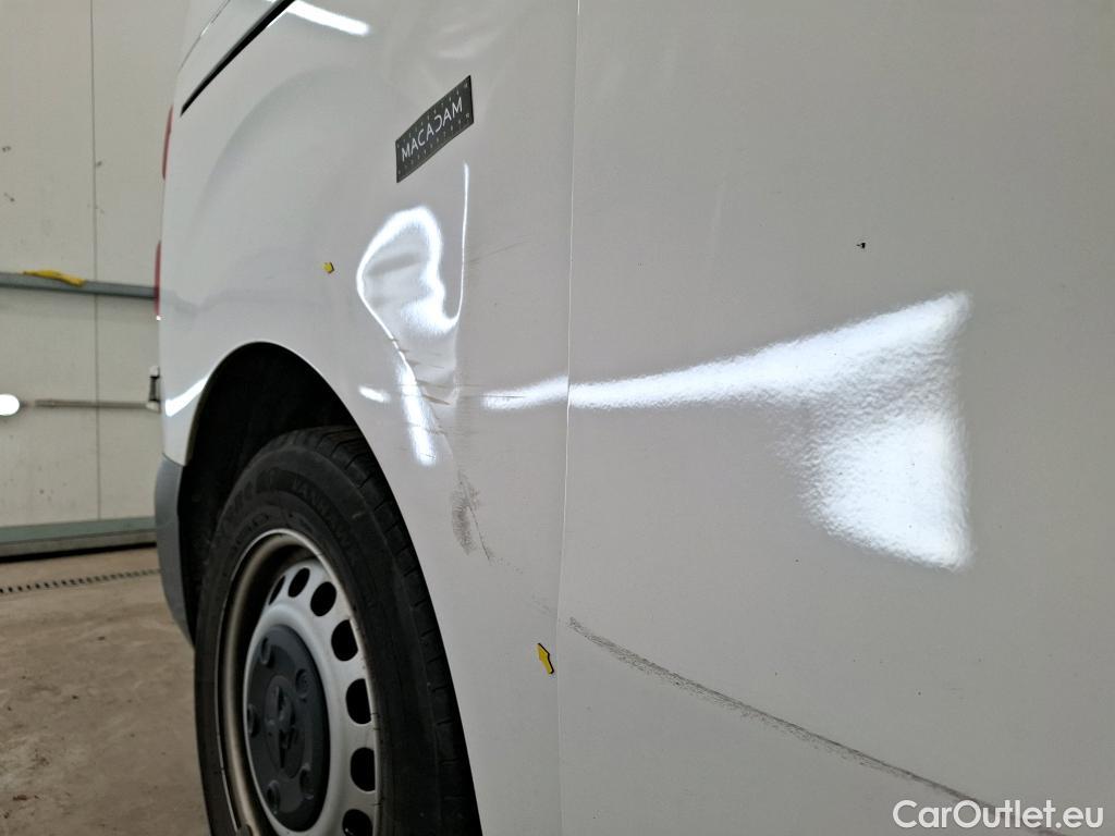  Peugeot  Expert  Fourgon Premium L2 1.5 HDi 120CV BVM6 E6d #21