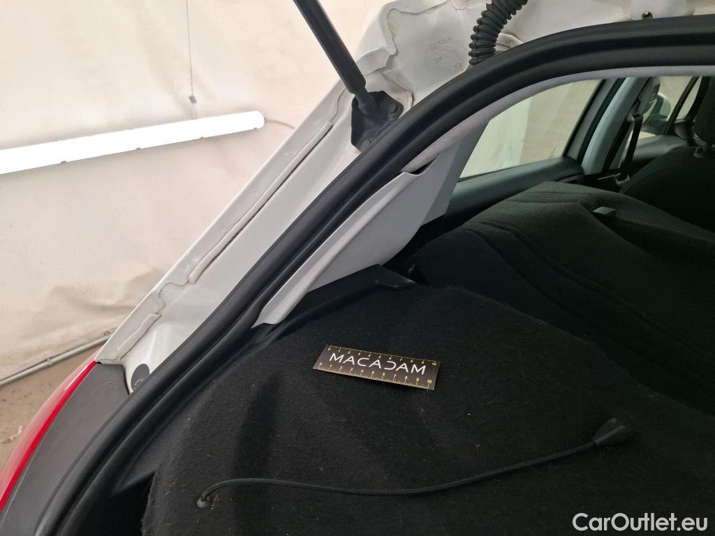  Peugeot  208  Affaire Premium Pack 1.6 HDi 100CV BVM5 E6 #24