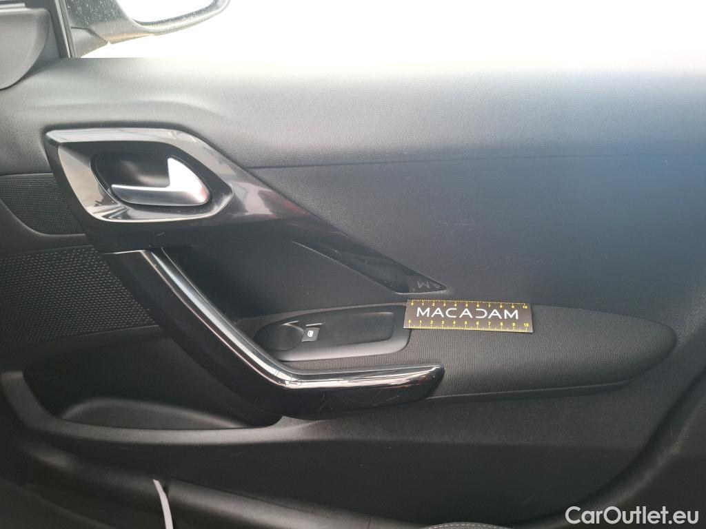  Peugeot  208  Affaire Premium Pack 1.6 HDi 100CV BVM5 E6 #22