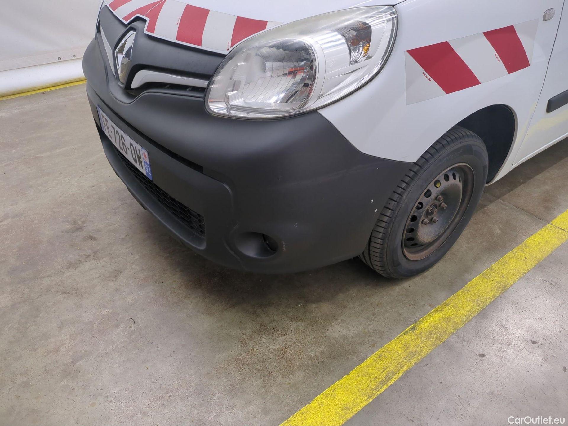  Renault  Kangoo  Express Maxi Extra (Série Spéciale) - Cab. Appr. 1.5 dCi 110CV BVM6 E6 #26
