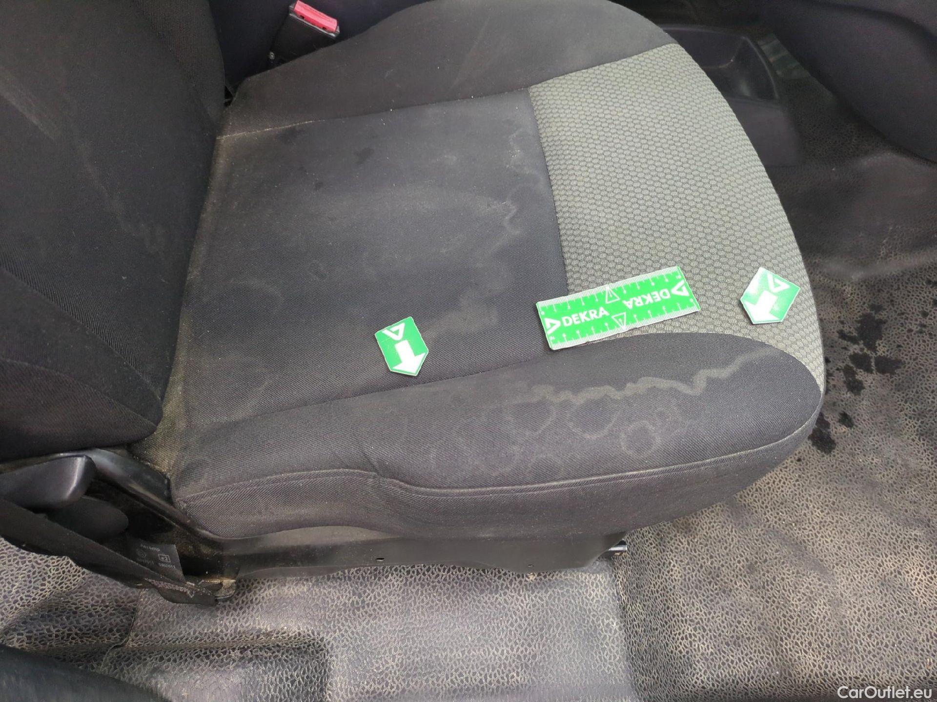  Renault  Kangoo  Express Maxi Extra (Série Spéciale) - Cab. Appr. 1.5 dCi 110CV BVM6 E6 #4