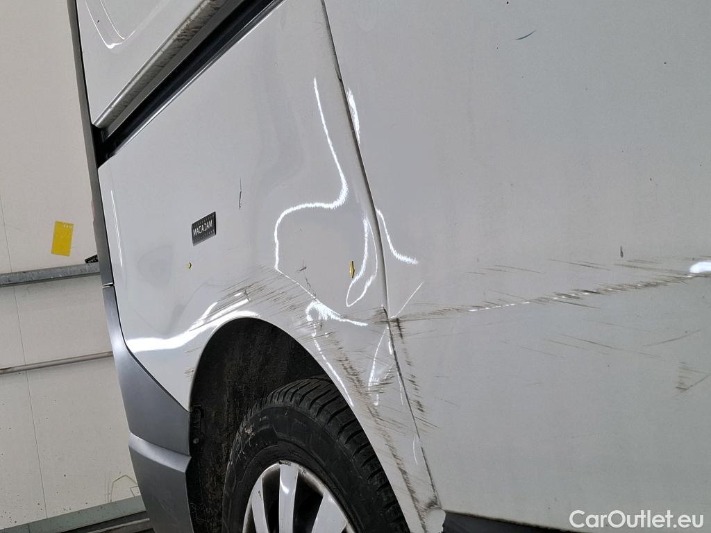  Renault  Trafic RENAULT  2019 4P Fourgon tole FG GCF L1H1 1000 dCi 120 #4