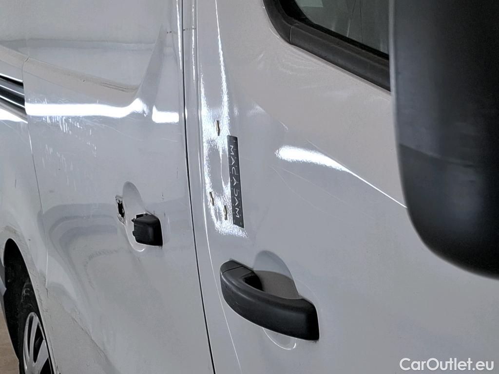  Renault  Trafic RENAULT  2019 4P Fourgon tole FG GCF L1H1 1000 dCi 120 #81