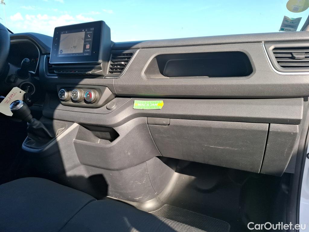  Renault  Trafic RENAULT  / 2021 / 4P / Fourgon tôlé FG GCF L2H2 3T Blue dCi 150 #19