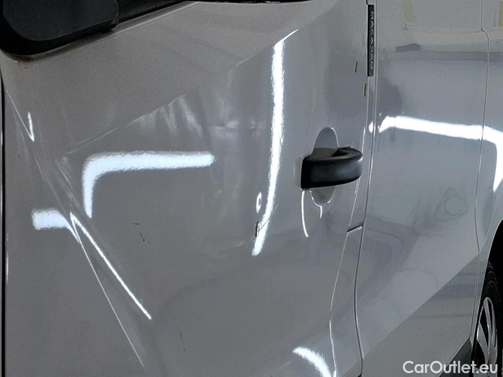  Renault  Trafic RENAULT  2019 4P Fourgon tole FG GCF L1H1 1000 dCi 120 #62
