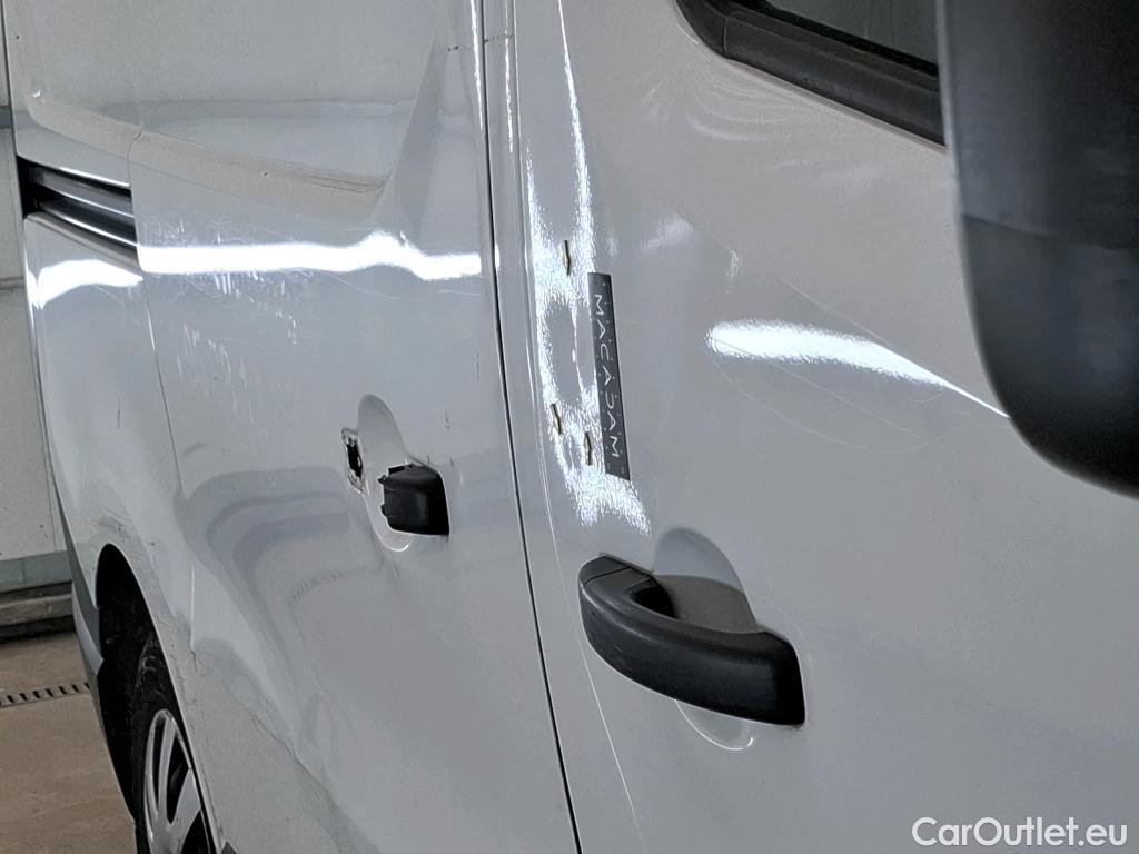  Renault  Trafic RENAULT  2019 4P Fourgon tole FG GCF L1H1 1000 dCi 120 #83