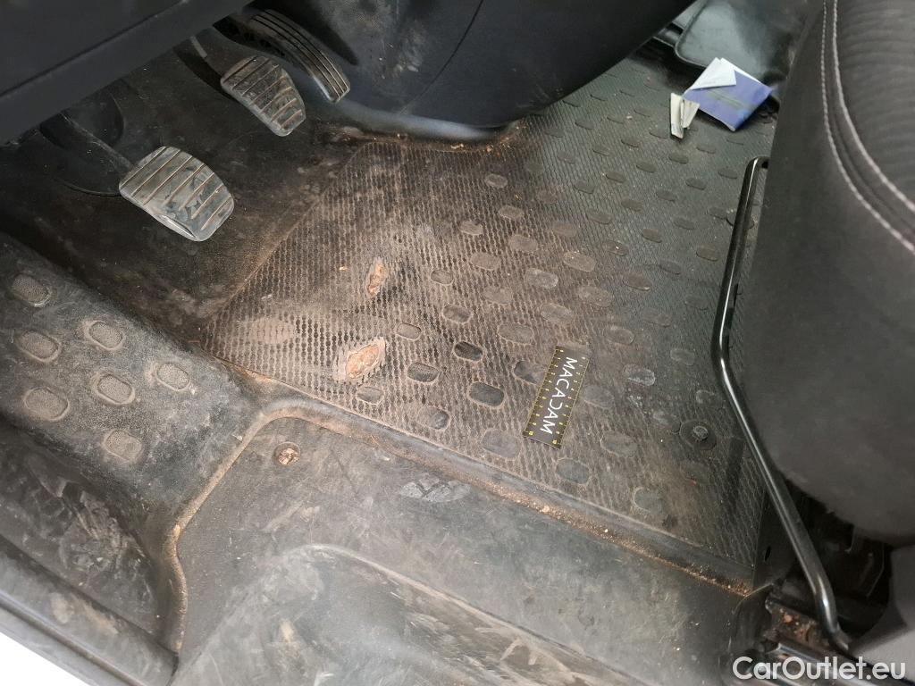  Renault  Trafic RENAULT  2019 4P Fourgon tole FG GCF L1H1 1000 dCi 120 #75