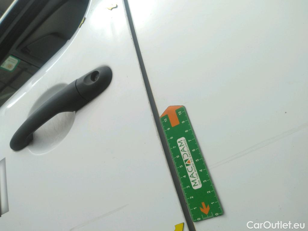  Renault  Kangoo  Express Extra (Série Spéciale) 1.5 dCi 75CV BVM5 E6 #51