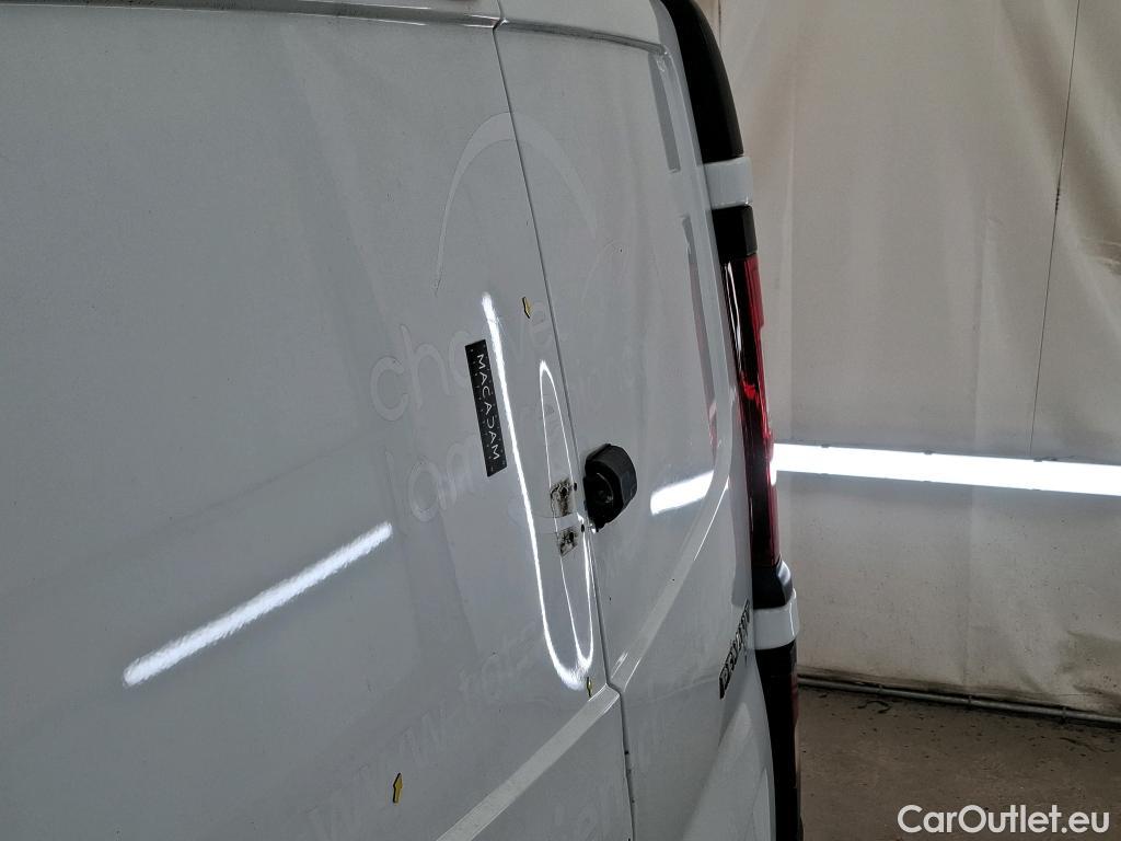  Renault  Trafic RENAULT  2019 4P Fourgon tole FG GCF L1H1 1000 dCi 120 #32