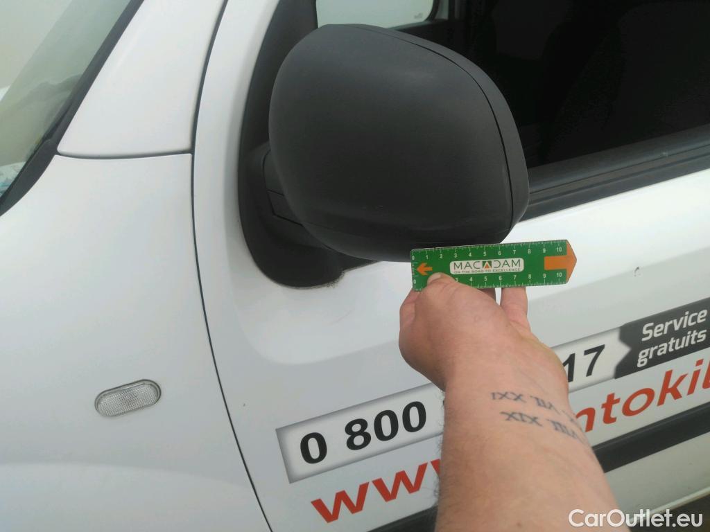  Renault  Kangoo  Express Extra (Série Spéciale) 1.5 dCi 75CV BVM5 E6 #88