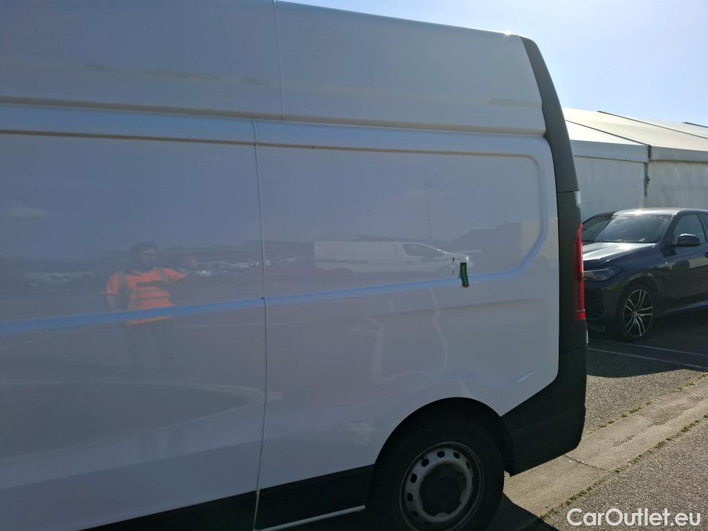  Renault  Trafic RENAULT  / 2021 / 4P / Fourgon tôlé FG GCF L2H2 3T Blue dCi 150 #65